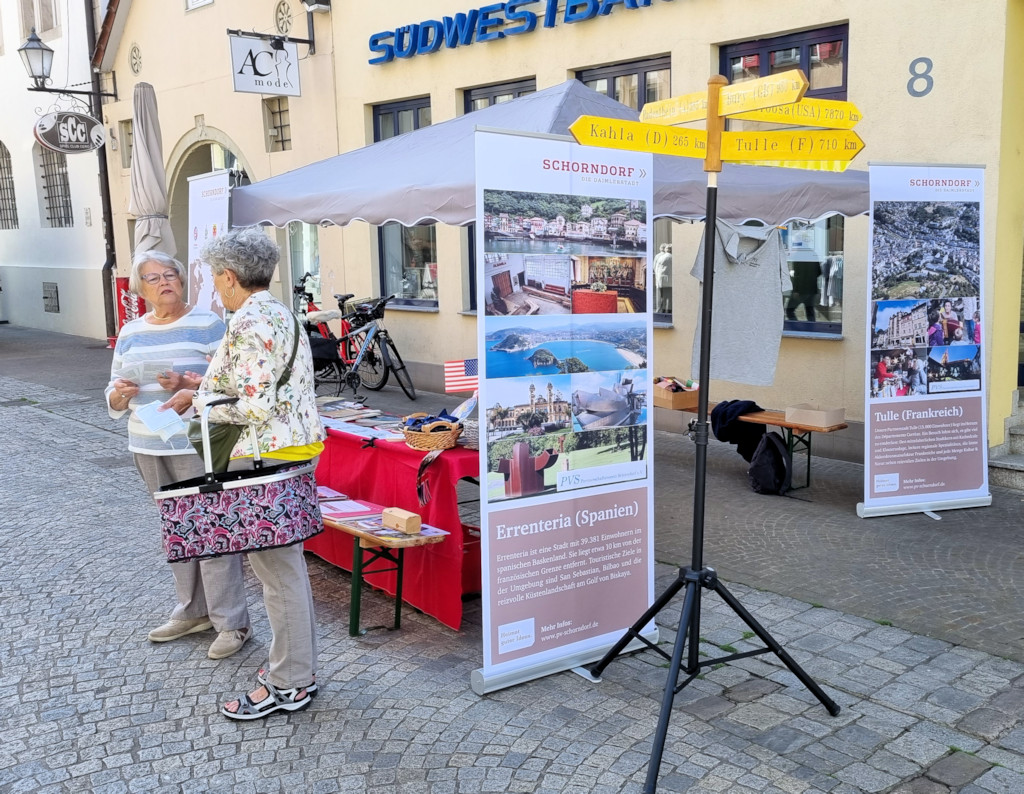 20220528 Infostand klein