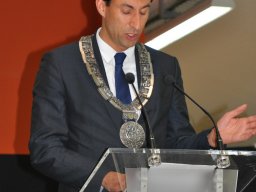 2013 Gegenunterzeichnung Partnerschaft in Errenteria - 032